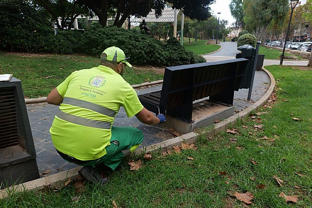 El Ayuntamiento de Cartagena continúa mejorando el Parque de los Juncos con nuevas actuaciones de mantenimiento y embellecimiento - 1, Foto 1