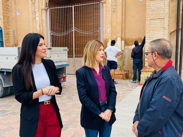 El Ayuntamiento de Lorca inicia los trabajos de restauración de la portada principal de la Iglesia de Santa María - 2, Foto 2