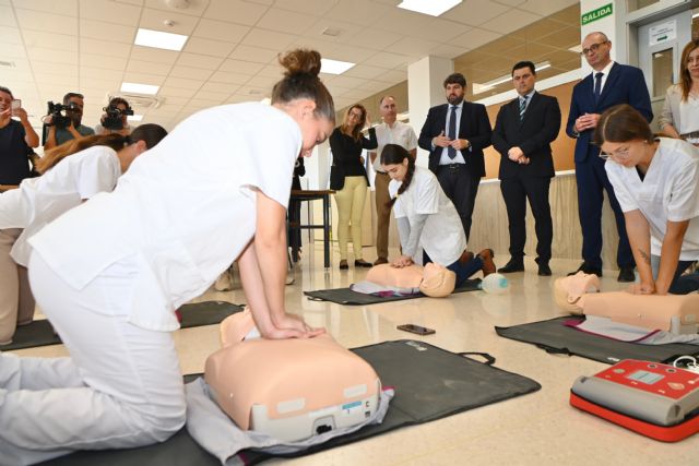 López Miras anuncia que el nuevo Decreto de FP permitirá adaptar la enseñanza a las demandas del tejido empresarial - 3, Foto 3
