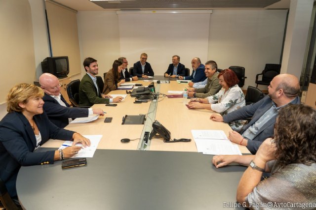 La Comisión de Hacienda e Interior aprueba el inicio del expediente para el monumento al Capitán Alatriste - 1, Foto 1
