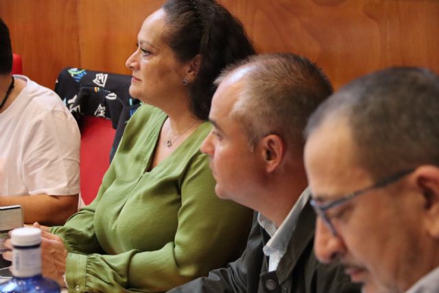 El Grupo Municipal Socialista consigue que el Ayuntamiento acometa mejoras urgentes en la Avenida Adolfo Suárez - 3, Foto 3