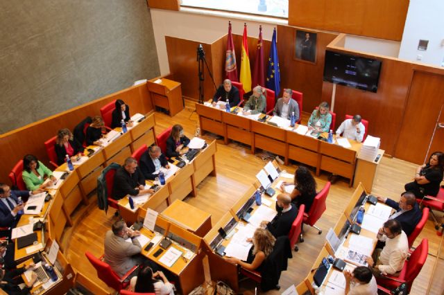 El Pleno Municipal rechaza los planes del Ejecutivo central para cerrar el cuartel de la Guardia Civil de Zarcilla de Ramos - 1, Foto 1