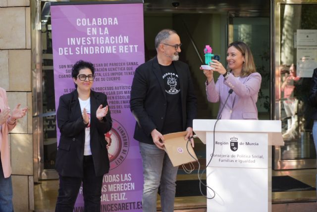 Política Social acompa&ntilde;a a la asociación 'Mi Princesa Rett' y reafirma su respaldo a las familias de las ni&ntilde;as con el Síndrome de Rett - 2, Foto 2