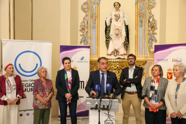 Una exposición, un concierto de música cofrade y una procesión extraordinaria conmemorarán en Lorca los 25 a&ntilde;os de la salida de la Santa Mujer Verónica en andas - 5, Foto 5