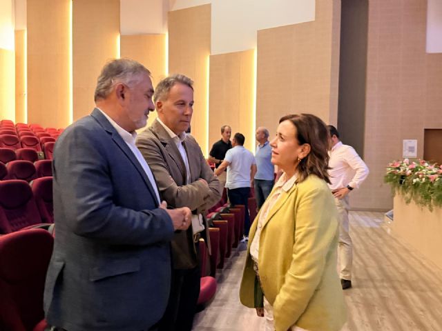 SEPOR reconoce la extraordinaria contribución del Dr. Ángel Faz a la transformación ecológica y tecnológica de la ganadería porcina de la Región de Murcia y de Espa&ntilde;a - 4, Foto 4