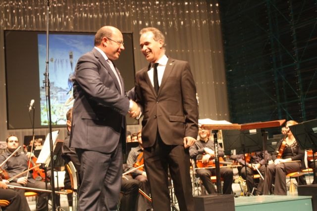 Pedro Antonio Sánchez: Cartagena por la Caridad es una labor de muchos que se hace patente durante todo el año - 2, Foto 2