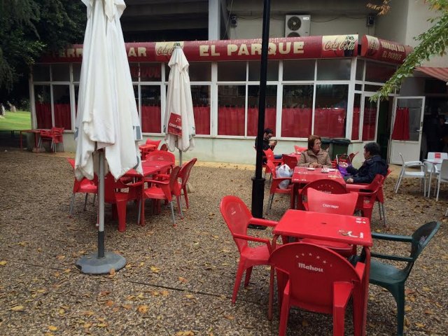 The deadline for submitting bids for the contract for the operation of the bar-cafeteria service in the park ends on December 9, Foto 3
