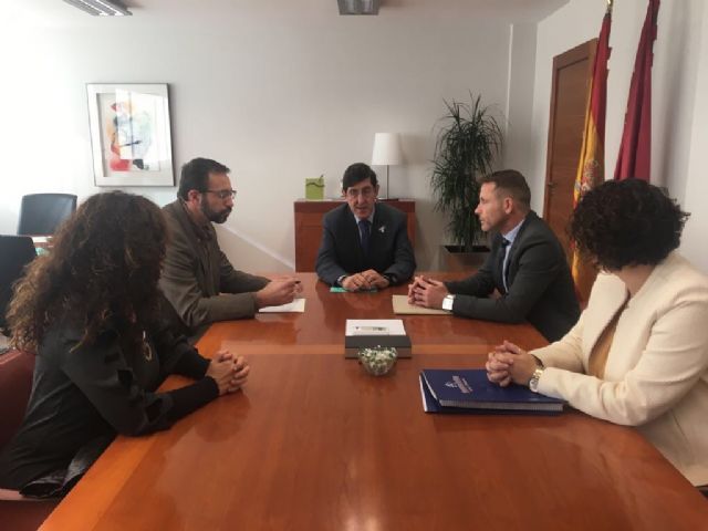 El Alcalde de Torre Pacheco se reúne con el Consejero de Salud - 1, Foto 1