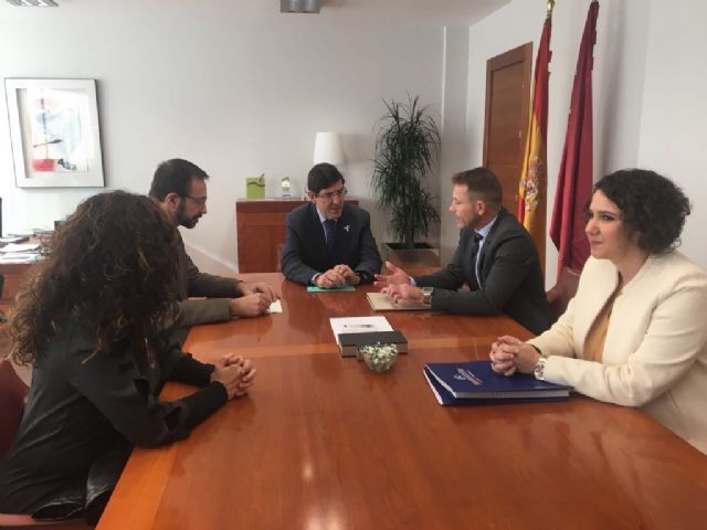 El Alcalde de Torre Pacheco se reúne con el Consejero de Salud - 2, Foto 2