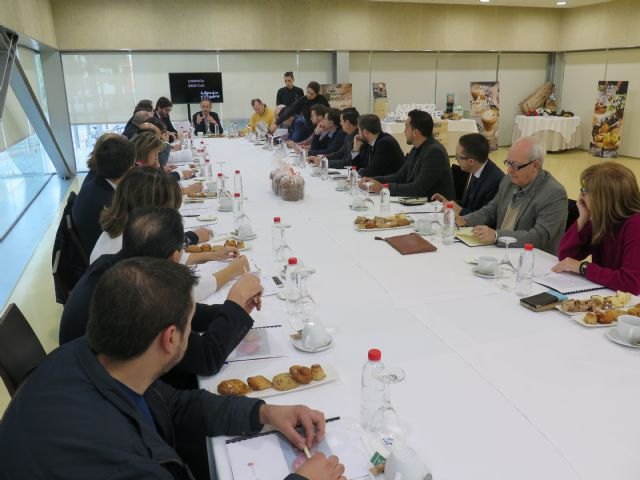 La Comunidad ofrecerá prácticas remuneradas para que jóvenes cocineros se formen en restaurantes con estrella Michelin - 1, Foto 1