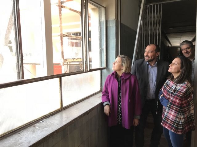 Las obras del instituto Alfonso X de Murcia ya se han ejecutado en un 70 por ciento - 1, Foto 1