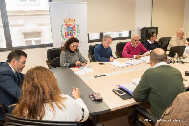 La Comision de Urbanismo aborda las alegaciones a las normas transitorias - 1, Foto 1