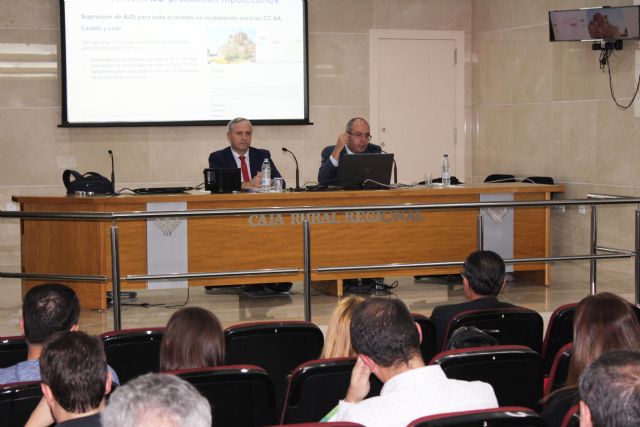 Empresarios del Campo de Cartagena asisten a la jornada fiscal organizada por Caja Rural Regional - 1, Foto 1