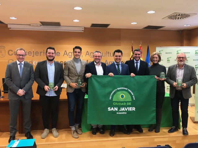 El reciclaje de envases de vidrio a través del contenedor verde superó las 2.300 toneladas durante los meses de verano - 1, Foto 1