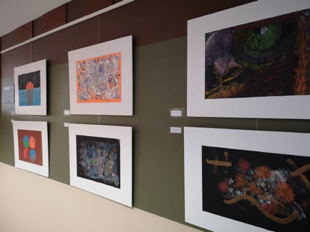 Alumnos del programa de Cualificación Profesional exponen sus trabajos creativos en la muestra Expres-Arte - 3, Foto 3