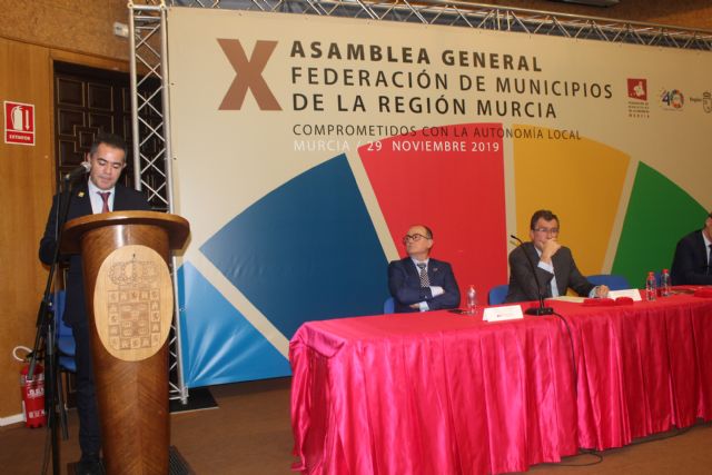 La FMRM homenajea a los alcaldes del 79 para celebrar los 40 años de democracia local - 1, Foto 1