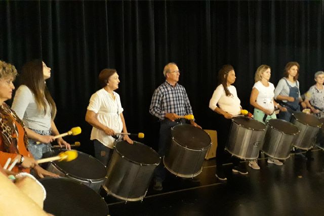 El taller de cajón flamenco y batucada de la Universidad Popular se mostrará este fin de semana en la ciudad - 1, Foto 1