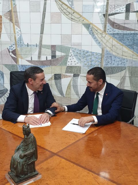 El cónsul de Marruecos agradece a Jiménez las gestiones realizadas y confirma negociaciones muy avanzadas para la apertura de una línea aérea directa desde Corvera - 2, Foto 2