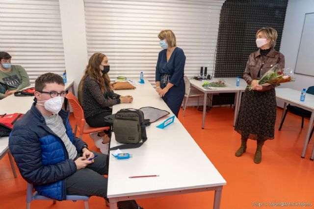 Autismo Somos Todos cuenta con la colaboración del Ayuntamiento en la formación de auxiliares de Turismo - 1, Foto 1