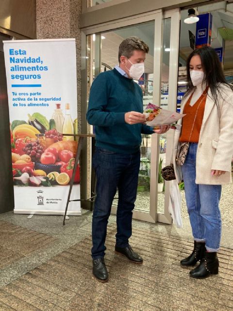 Consumo lanza una campaña en las plazas de abastos bajo el lema Esta Navidad, alimentos seguros - 2, Foto 2