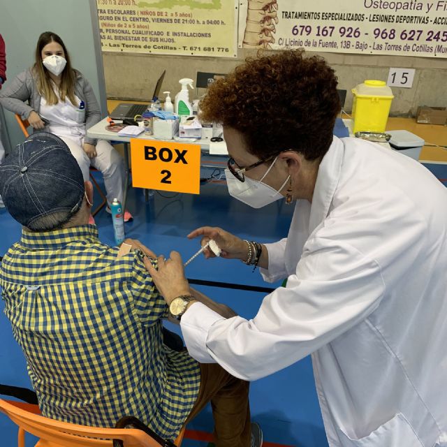 Llega la tercera dosis de la vacuna contra la COVID-19 para los torreños de 60 a 69 años - 1, Foto 1