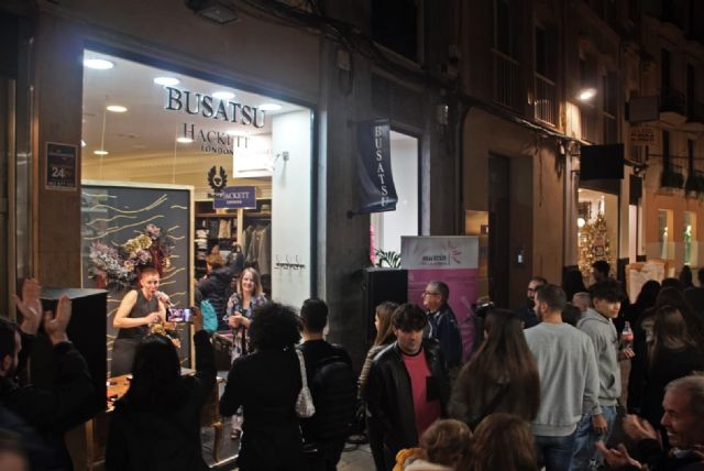 Los Haikus de Débora Palop y Sofía Bertomeu inundan las calles de Murcia - 1, Foto 1
