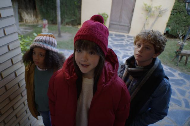 La actriz Luna Fulgencio protagoniza un anuncio de Navidad para pedir a los adultos que se porten bien con el planeta - 1, Foto 1