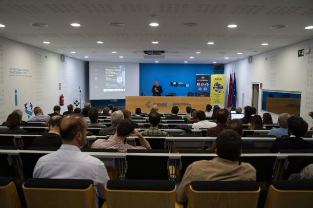 Los ingenieros industriales prevén un auge de productividad y competitividad con la Inteligencia Artificial - 1, Foto 1