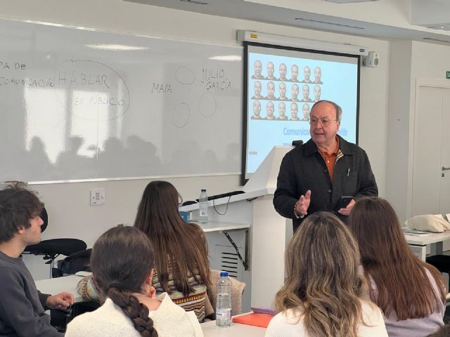 La voz, la imagen y el paralenguaje son herramientas para la comunicación interpersonal con el alumno - 1, Foto 1