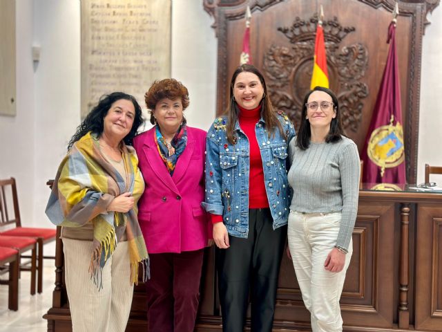 El Ayuntamiento de Lorca invierte más de 30.000 euros en tres proyectos de ayuda dirigidos personas necesitadas, dependientes y sus cuidadores - 1, Foto 1