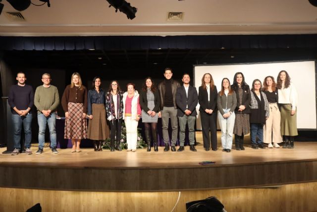 Concluyen los actos programados con motivo del 25N con una mesa redonda sobre violencia vicaria - 1, Foto 1