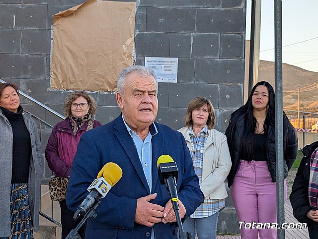 “Nuestra labor permanece”: Lébor inaugura un mural cerámico que honra a la mujer rural y celebra la diversidad, Foto 8