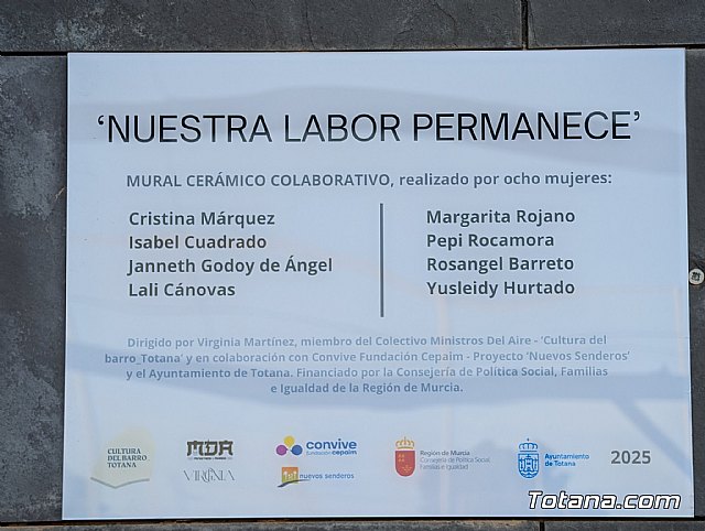 “Nuestra labor permanece”: Lébor inaugura un mural cerámico que honra a la mujer rural y celebra la diversidad, Foto 9