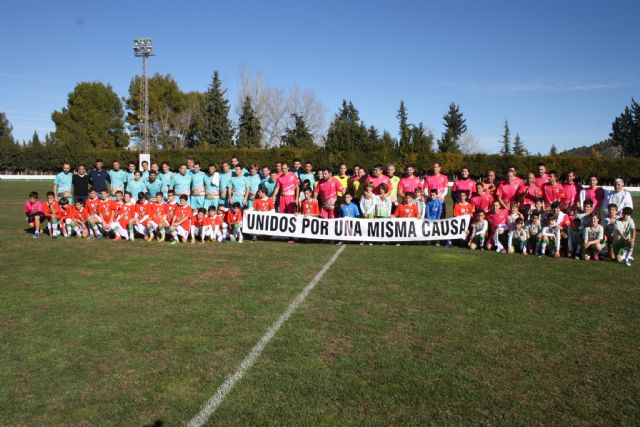 Gran éxito del partido solidario de fútbol, que ha servido para recoger alimentos para las familias necesitadas - 4, Foto 4