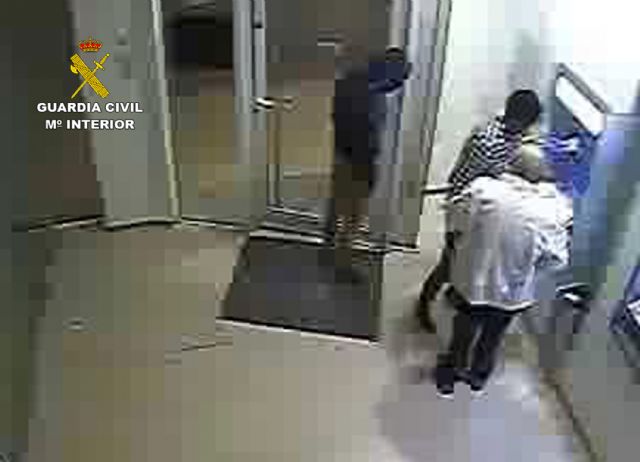 La Guardia Civil desmantela en Totana un violento grupo delictivo dedicado a cometer robos, Foto 6