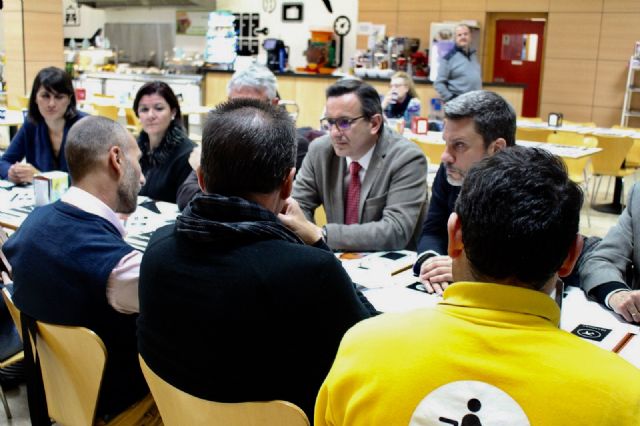 El PSOE pide que no se avance sin antes trasladar información y confianza a los trabajadores del aeropuerto de San Javier - 1, Foto 1