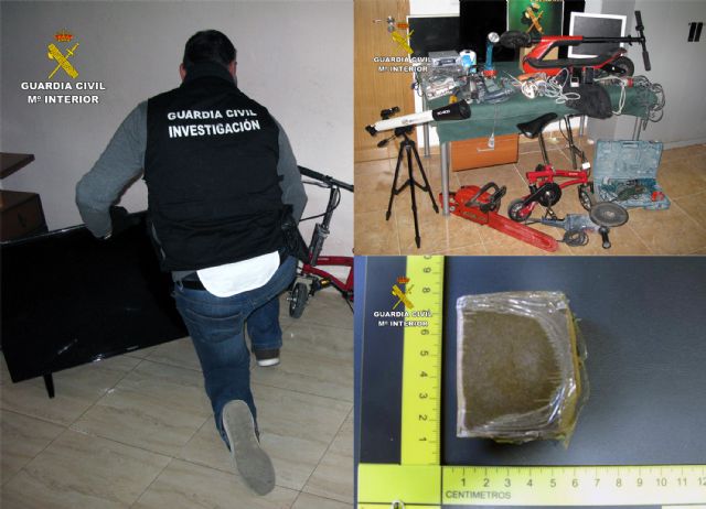 La Guardia Civil desmantela en San Pedro del Pinatar una banda juvenil dedicada a cometer robos y a traficar con drogas - 5, Foto 5