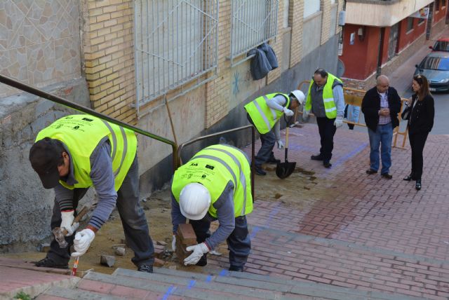 El Ayuntamiento pone en marcha un programa de Empleo Público Local destinado a mejorar la accesibilidad y eliminar las barreras arquitectónicas del casco urbano - 1, Foto 1