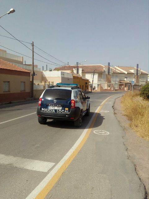 Agentes de la Policía Local detienen a una persona por acometer un robo en el interior de una empresa de fitosanitarios ubicada en la pedanía de Cazalla - 1, Foto 1