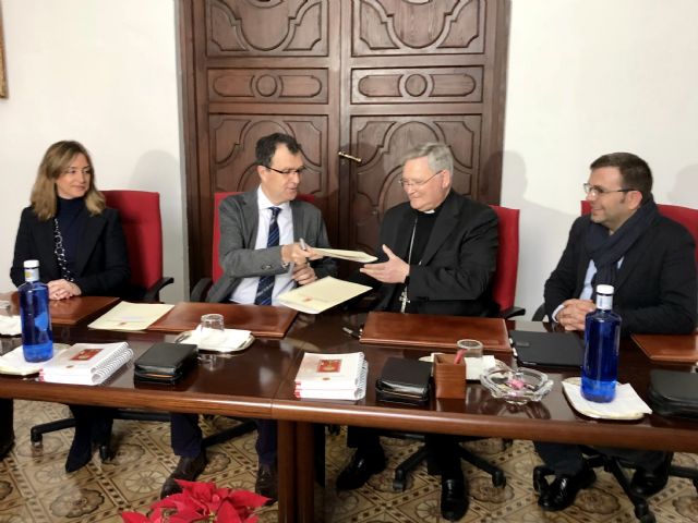 El Ayuntamiento y Cáritas se unen para prestar ayuda humanitaria a las víctimas del tifón de Filipinas - 3, Foto 3