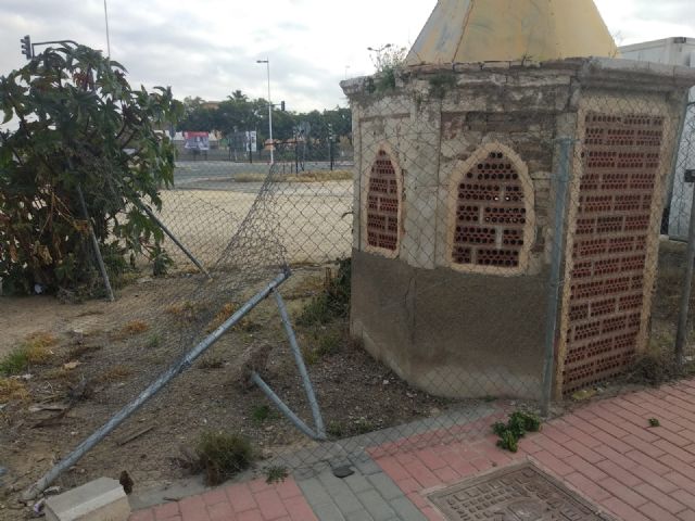 Cambiemos Murcia denuncia el estado de abandono del pozo artesiano de Zarandona - 3, Foto 3