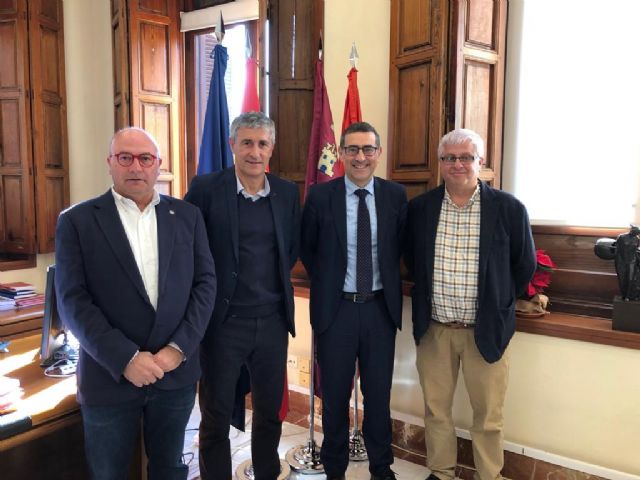 Quique Setién, entrenador del Betis, visita la Universidad de Murcia - 1, Foto 1