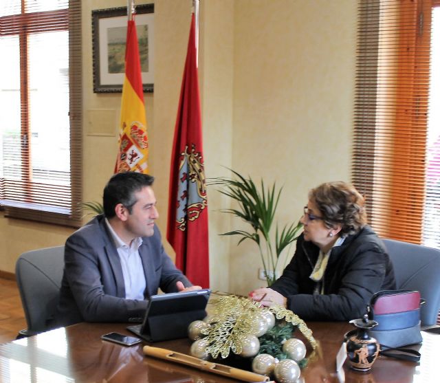 El alcalde recibe a la presidenta del Comedor Social Beata Piedad, tras su nueva elección días pasados - 2, Foto 2