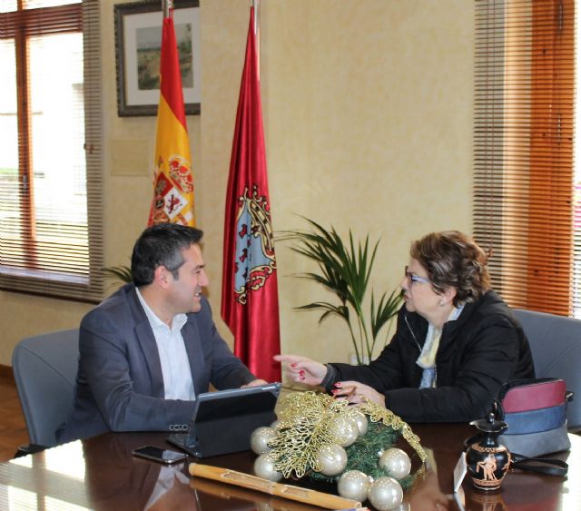El alcalde recibe a la presidenta del Comedor Social Beata Piedad, tras su nueva elección días pasados - 3, Foto 3