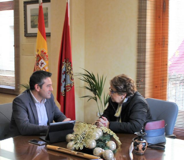 El alcalde recibe a la presidenta del Comedor Social Beata Piedad, tras su nueva elección días pasados - 4, Foto 4