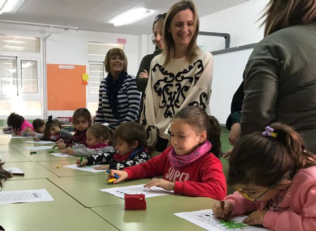 Cerca de 40 menores disfrutan de la Escuela de Navidad en el colegio 'Joaquín Cantero' - 4, Foto 4