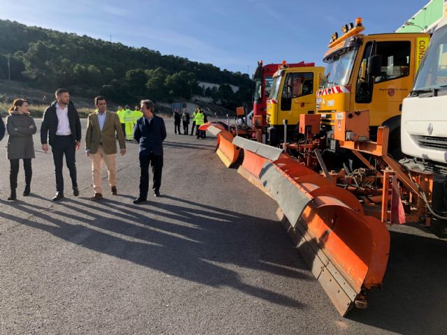 La Comunidad presenta el dispositivo para garantizar la seguridad en las carreteras de la Región ante posibles episodios de hielo y nieve - 2, Foto 2