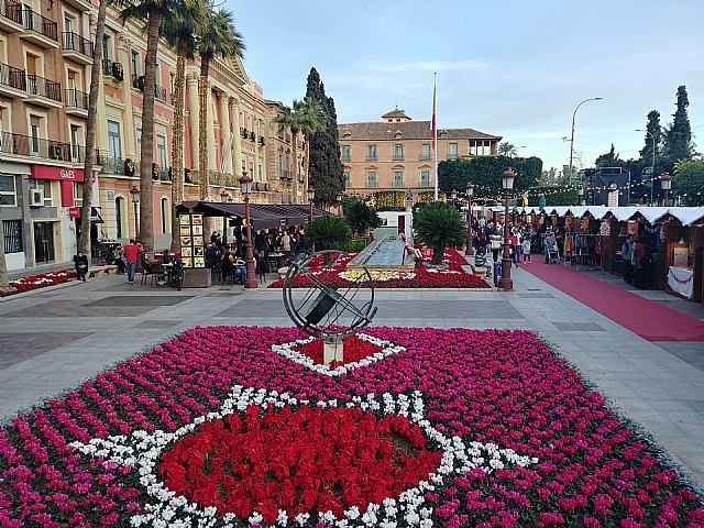 Unas 5.000 personas se comerán las uvas en La Glorieta - 1, Foto 1