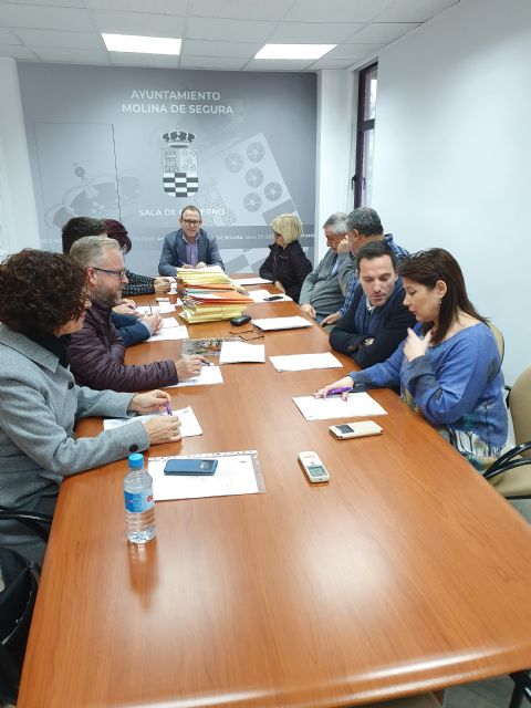 Se inicia la contratación de las obras de refuerzo de firme y mejora de la seguridad vial en Avenida del Chorrico, Avenida de Valencia y Calle Molino del Cubo - 1, Foto 1