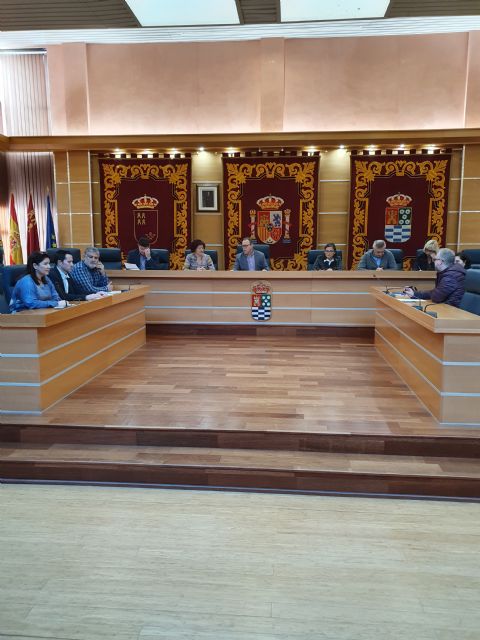 Se inicia la contratación de las obras de refuerzo de firme y mejora de la seguridad vial en Avenida del Chorrico, Avenida de Valencia y Calle Molino del Cubo - 2, Foto 2